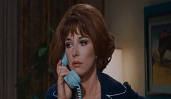 Lee Grant in Valley of the Dolls