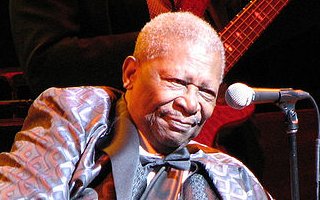 BB King onstage (Toronto, 2007) by Piedmontstyle (wikipedia)
